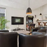 Holiday home 5 Star In